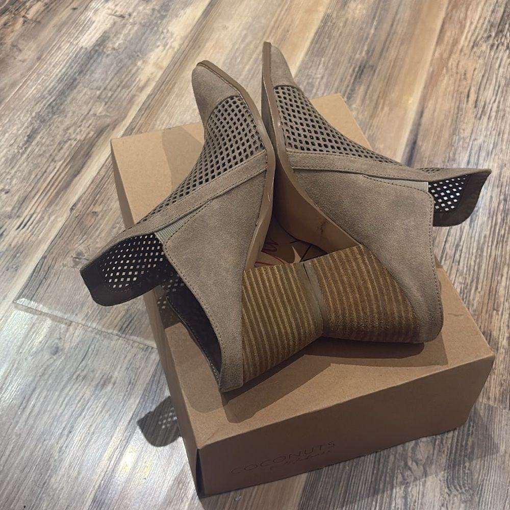 Coconuts By Matisse Call It Taupe Slip On Heeled … - image 7